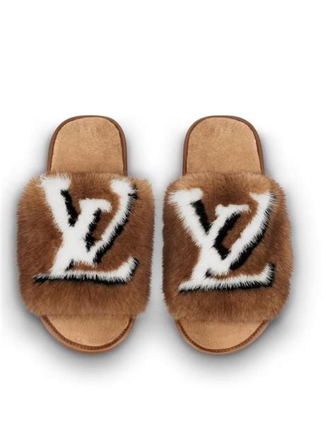 louis vuitton teen slippers womens|louis vuitton fuzzy slippers.